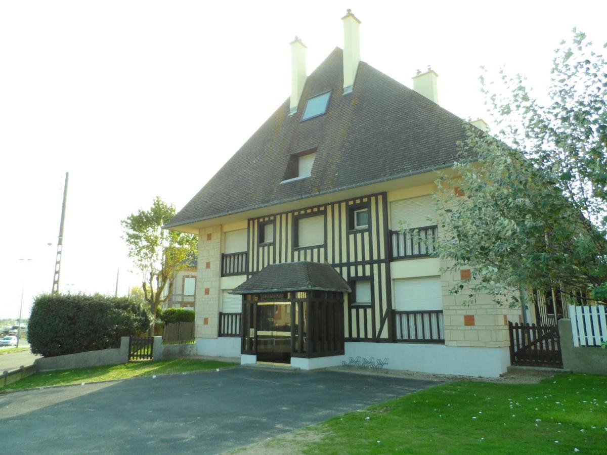 Appartement Confortable 2P Proche Plage Avec Parking Et Internet A Cabourg - Fr-1-487-302 Kültér fotó
